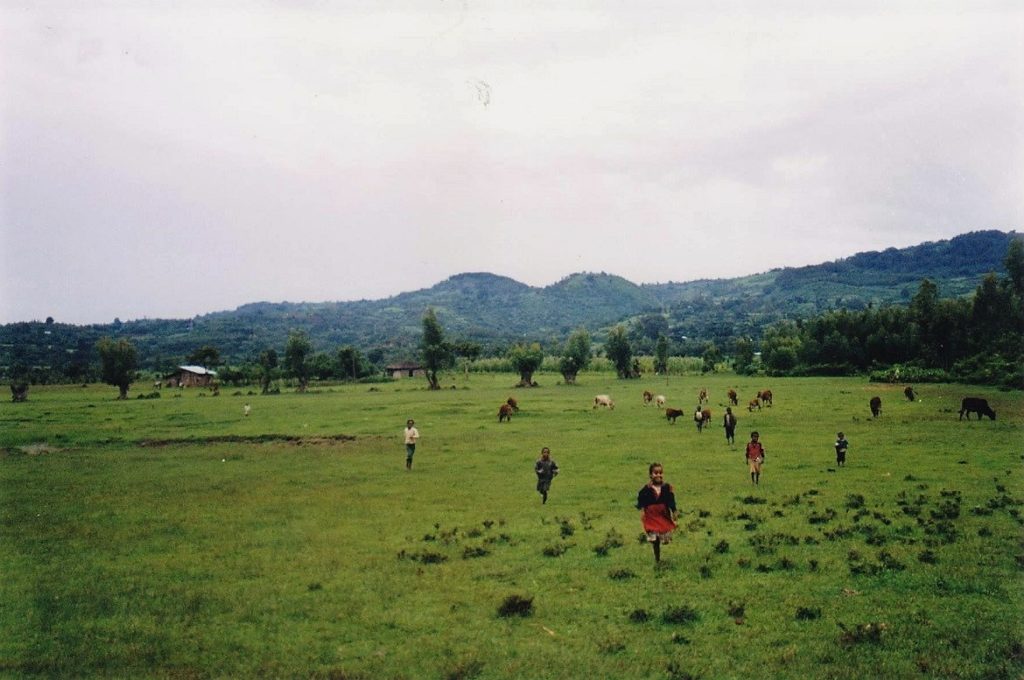 kids running towards us, just to say hello